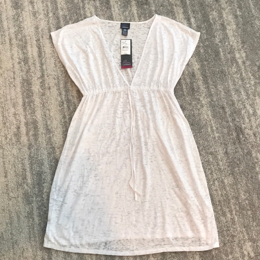 swimwear/coverup